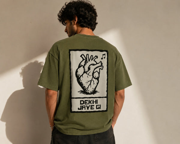 Baaghi Dekhi Jai Gi oversized tee with raised puff print Urdu graphic, drop shoulder fit